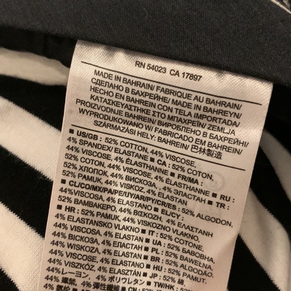 BANANA Republic Size 4 Gray Pants- Good Condition - Picture 14 of 15